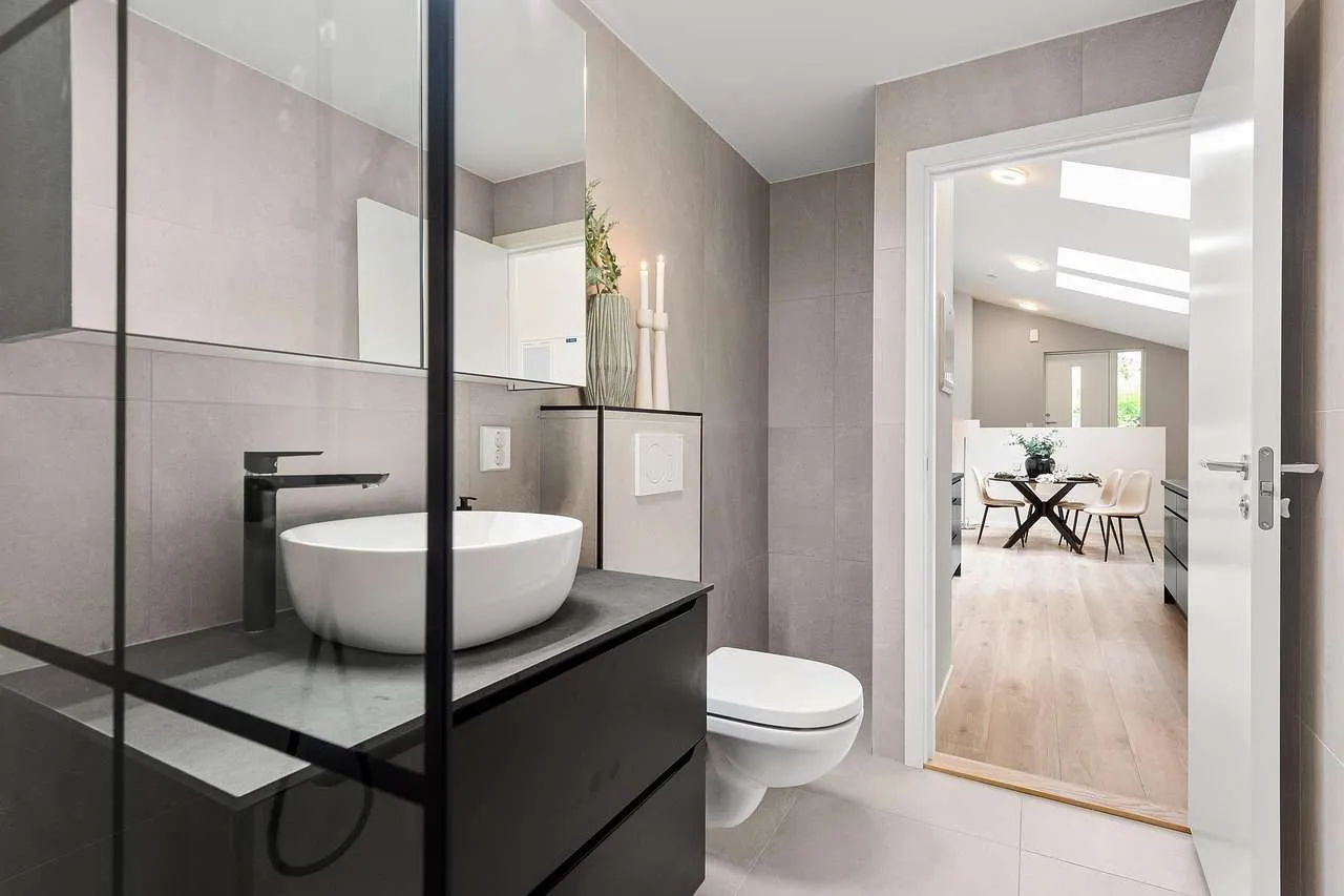 Transform Your Space with Elegant Bathroom Decor Ideas